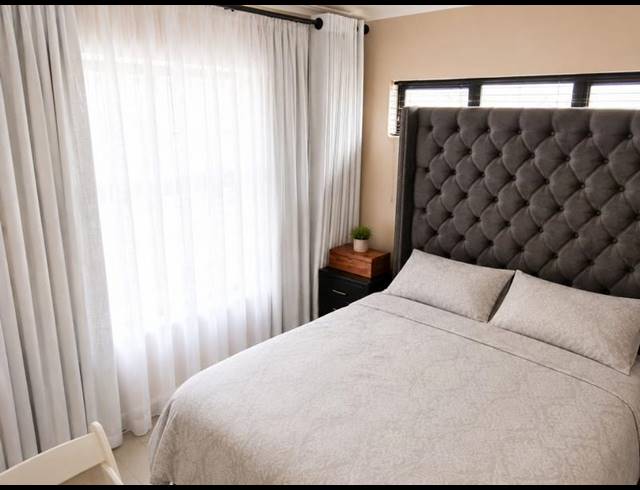 3 BEDROOM HOUSE FOR SALE IN THATCHFIELD